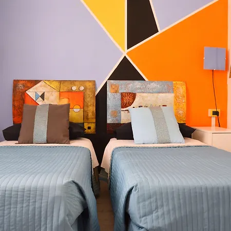 Leonardo'S Rooms-3